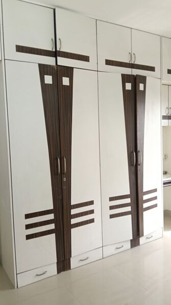 3 BHK 1000 Sq.Ft. Apartment in Swapnalok Apartments Malad East