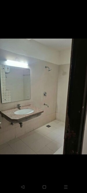 Bathroom in 3.5 BHK Apartment at Shree Vardhman Victoria, Sector 70 – for Sale