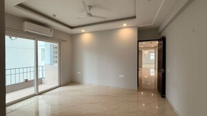 Room in 4 BHK Apartment at 3C Lotus 300, Sector 107 – for Rent