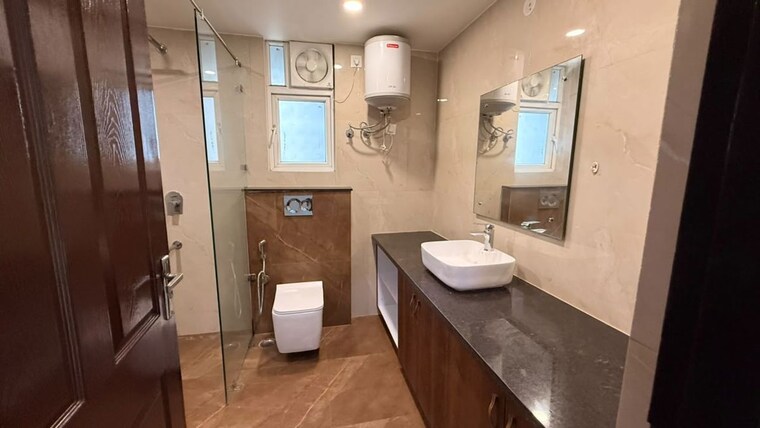 Team Area, 3c-lotus-300 4 Bedroom 4300 Sq.Ft. Apartment In Sector 107 Noida 10662418