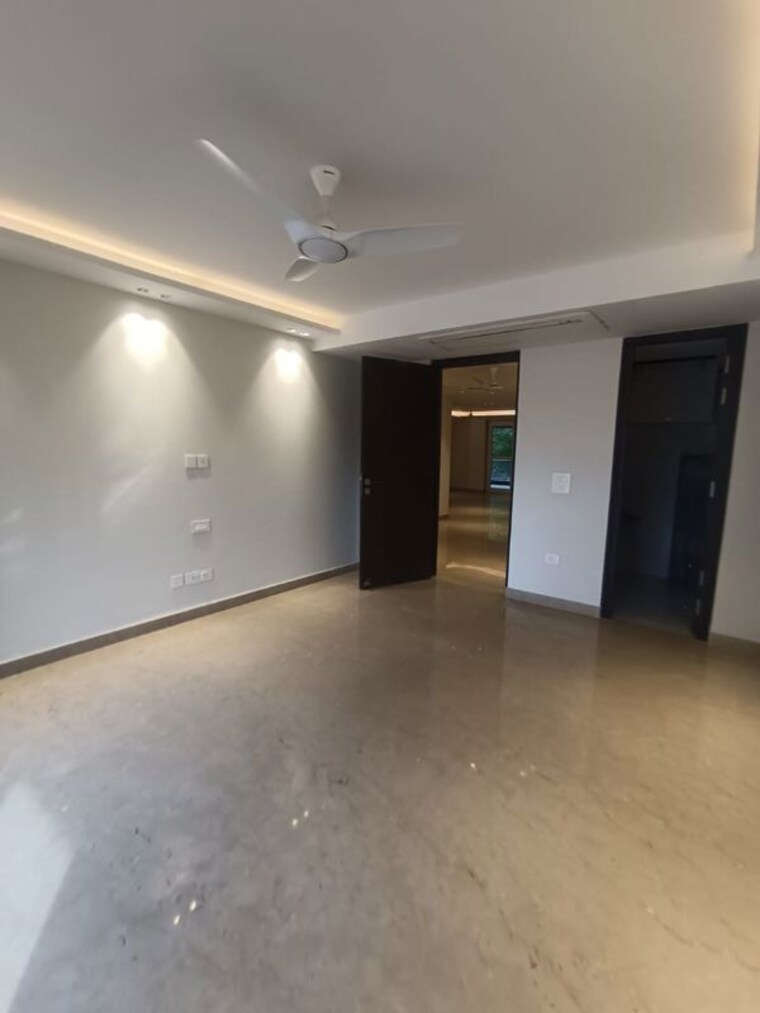 Room, dlf phase ii 4 Bedroom 3200 Sq.Ft. Builder Floor In Dlf Phase ii Gurgaon 10662438