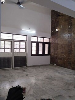 2 BHK +Independent House For Rent in RWA Apartments Sector 20