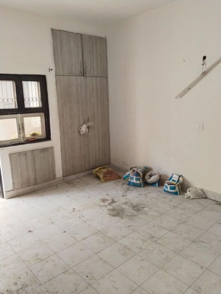 Room, rwa-apartments-sector-20 2 Bedroom 1550 Sq.Ft. Independent House In Sector 20 Noida 10662395