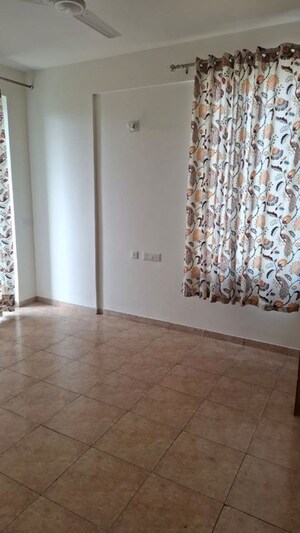 Room in 2 BHK Apartment at Aerocity – for Rent