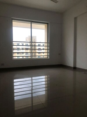 Room in 2 BHK Apartment at Karia Konark Orchid, Wagholi – for Sale