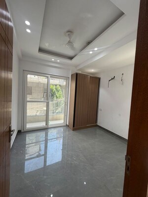 3 BHK Builder Floor For Rent in Chattarpur