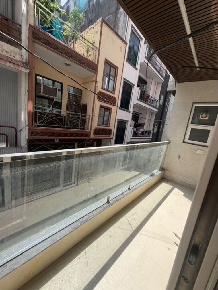 Balcony, chattarpur 3 Bedroom 1400 Sq.Ft. Builder Floor In Chattarpur Delhi 10662487