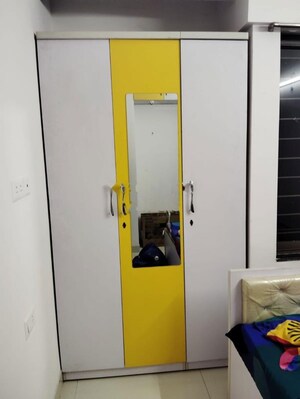 Furnished Amenities in 1 BHK Apartment at Majiwada – for Rent