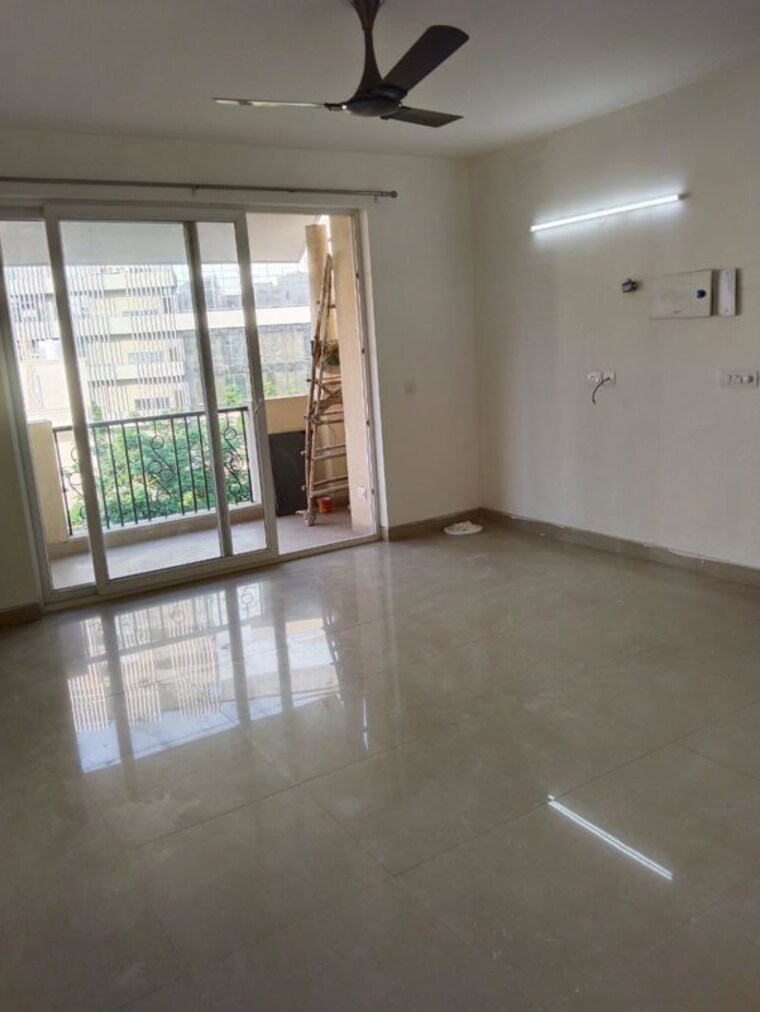 Room, emaar-emerald-floors 3.5 Bedroom 1650 Sq.Ft. Apartment In Sector 65 Gurgaon 10662436