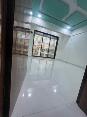 Room in 5 BHK Apartment at Shree Apartment Sector 19, Kamothe – for Sale