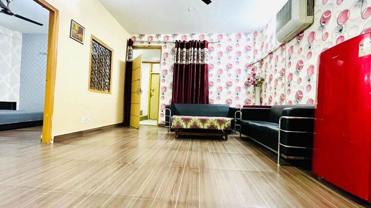 Living Room, chattarpur 3 Bedroom 1200 Sq.Ft. Builder Floor In Chattarpur Delhi 10662515