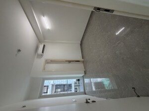 Furnished Amenities in 3 BHK Builder Floor at Signature Global City 93, Sector 93 – for Sale