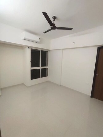 2 BHK +Apartment For Rent in Lodha Amara Tower 23 in Kolshet Road, Thane