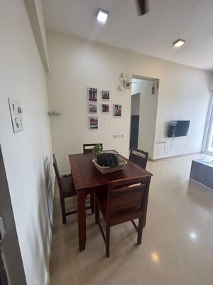 2 BHK Apartment For Rent in Runwal Greens, Mulund West