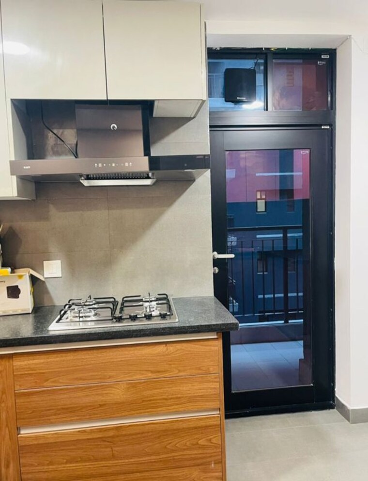 Kitchen, shapoorji-pallonji-joyville-phase-2 3 Bedroom 1852 Sq.Ft. Apartment In Sector 102 Gurgaon 10662563