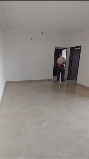 Room in 2 BHK Apartment at Anand Yog Society, Viman Nagar – for Rent