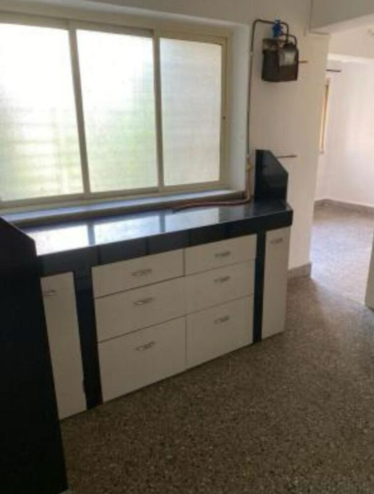 Kitchen, bandra west 2 Bedroom 700 Sq.Ft. Apartment In Bandra West Mumbai 10662554