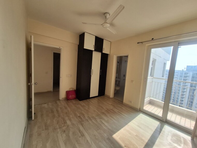 Room, chd-avenue-71 3 Bedroom 1743 Sq.Ft. Apartment In Sector 71 Gurgaon 10662579