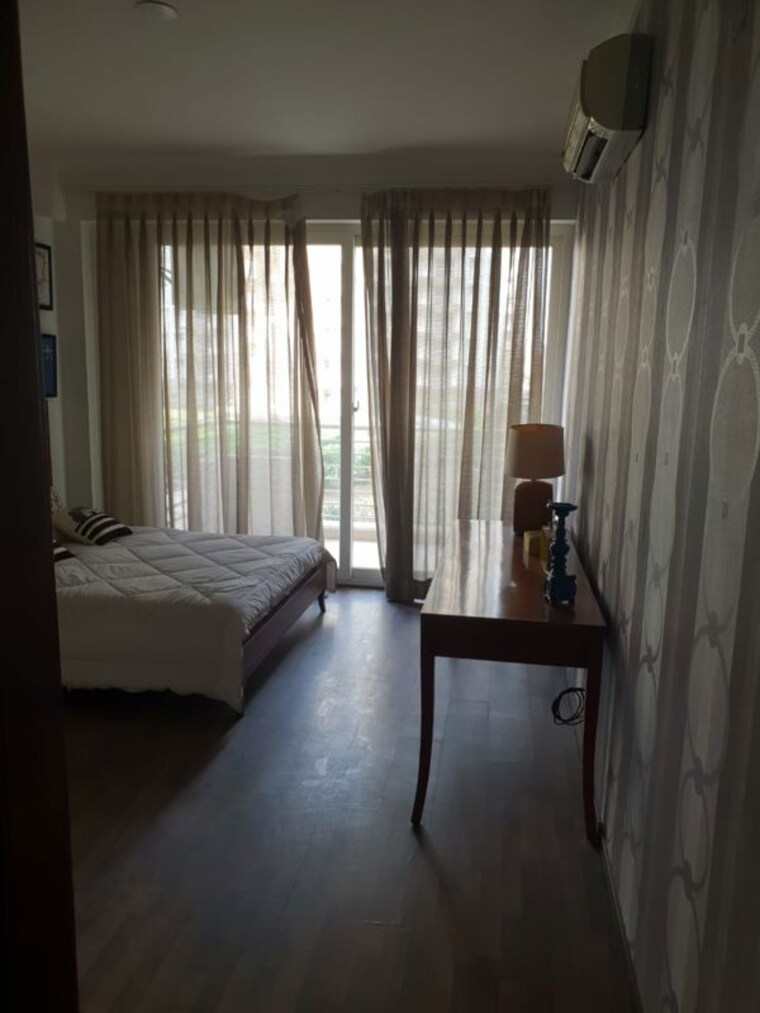 Living Room, tulip-petals 3 Bedroom 1550 Sq.Ft. Apartment In Sector 89 Gurgaon 10662539