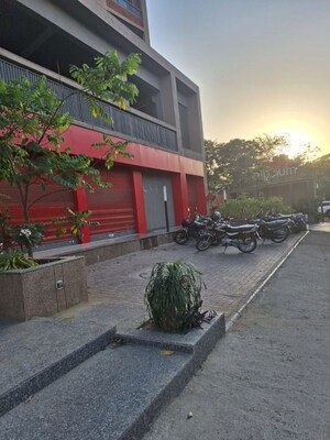  Showroom – Exterior View View at Mahavir Nagar - for Rent
