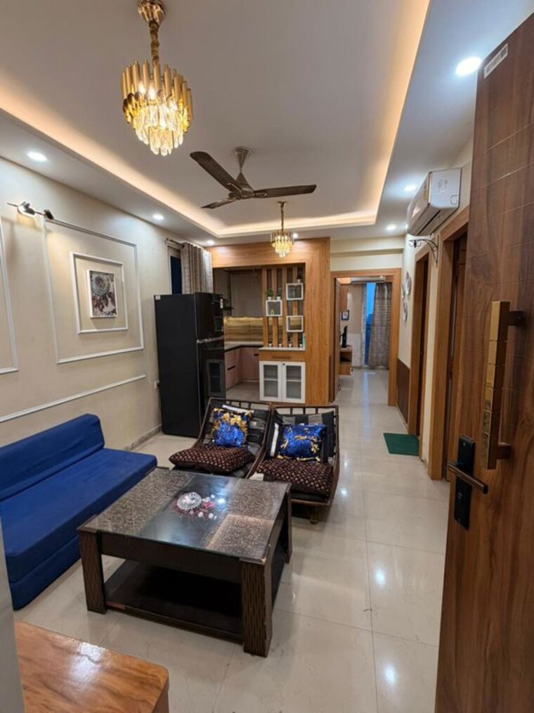 Living Room, shree-vardhman-green-court 2 Bedroom 690 Sq.Ft. Apartment In Sector 90 Gurgaon 10662597