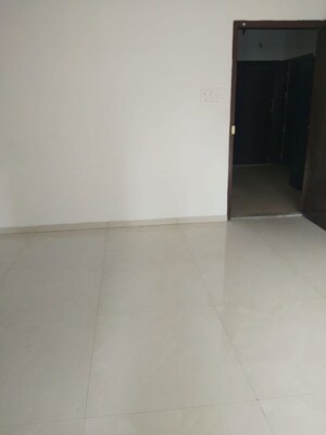 Room in 1 BHK Apartment at Sandipani Teachers CHS, Andheri West – for Sale