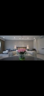 4 BHK +  8000 Sq.Ft. Villa in Juhu