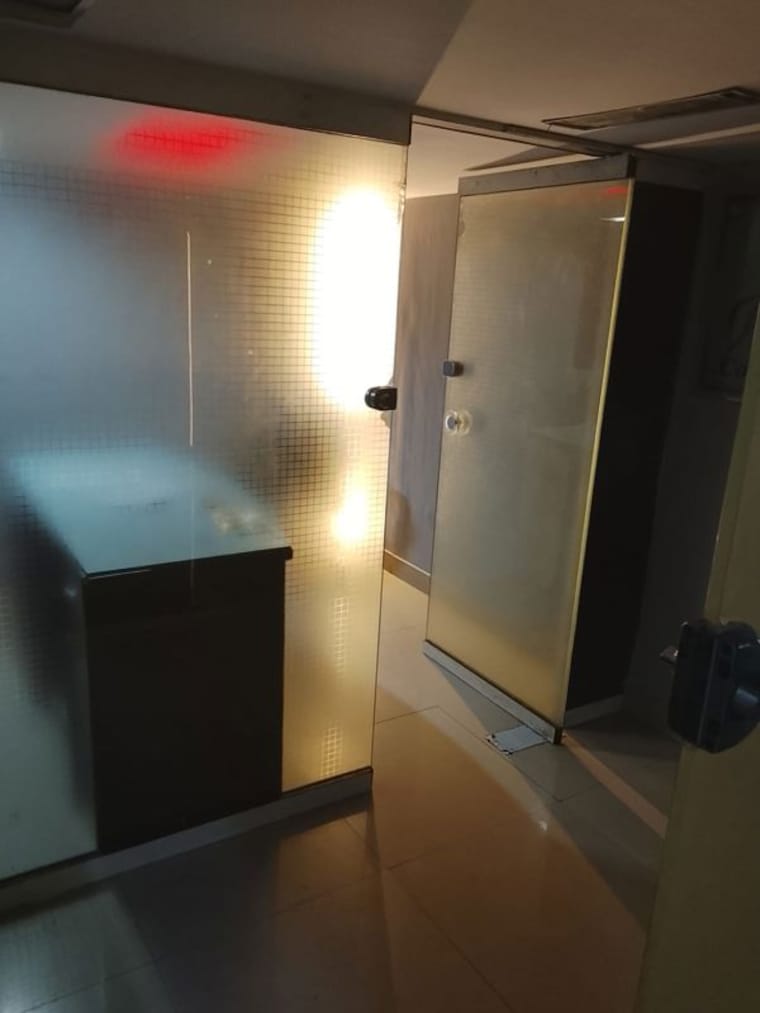 Room, haware-fantasia Commercial Office Space 264 Sq.Ft. In Vashi Sector 28 Navi Mumbai 10662620
