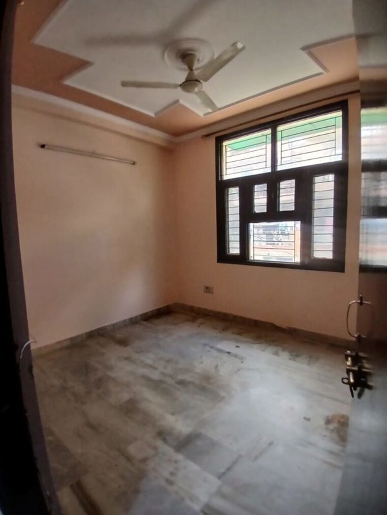 Room, spring-field 3 Bedroom 155 Sq.Ft. Builder Floor In Sector 31 Faridabad 10662582