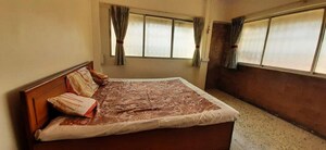 Bedroom in 1 BHK Apartment at Bandra West – for Rent