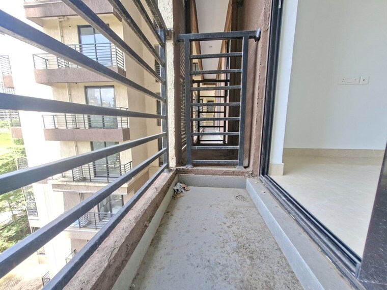Balcony, risland-the-icon 2 Bedroom 680 Sq.Ft. Apartment In Dhokali Thane 10662667
