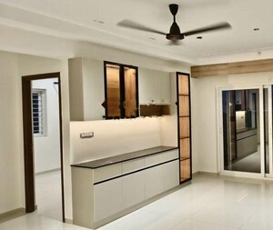 Room in 3 BHK Apartment at Anvita Ivana, Kollur – for Rent