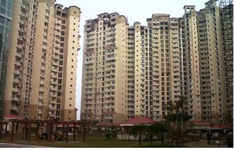 3 BHK 1640 Sq.Ft. Apartment in Amrapali Sapphire