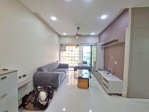 2 BHK Apartment For Rent in Rustomjee Azziano Wing E, Thane West