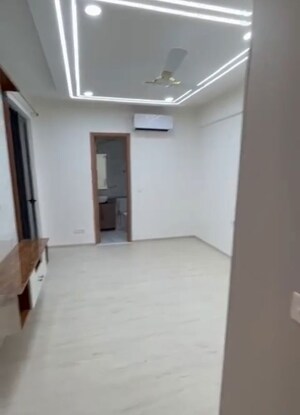 Room in 3 BHK Apartment at M3M Heights, Sector 65 – for Rent
