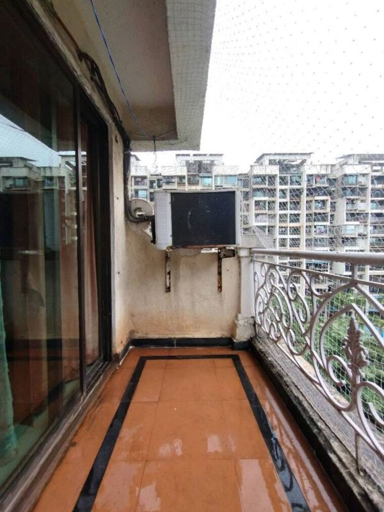 Kitchen, tharwani-rosewood-heights 3 Bedroom 1500 Sq.Ft. Apartment In Kharghar Sector 10 Navi Mumbai 10662769