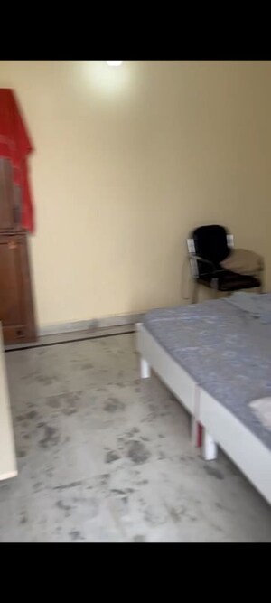 Living Room in 1 BHK Builder Floor at Sector 50 – for Rent