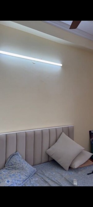 Room in 1 BHK Builder Floor at Sector 50 – for Rent
