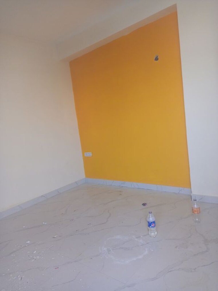 Room, sunshine-apartments-sector-73 2 Bedroom 1060 Sq.Ft. Builder Floor In Sector 73 Noida 10662798