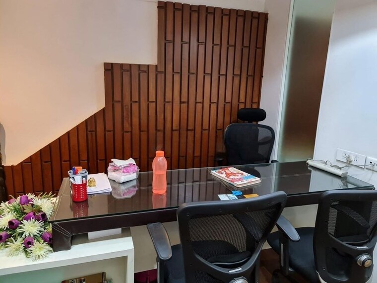 Team Area, yeshwant road Commercial Office Space 2600 Sq.Ft. In Yeshwant Road Indore 10662833