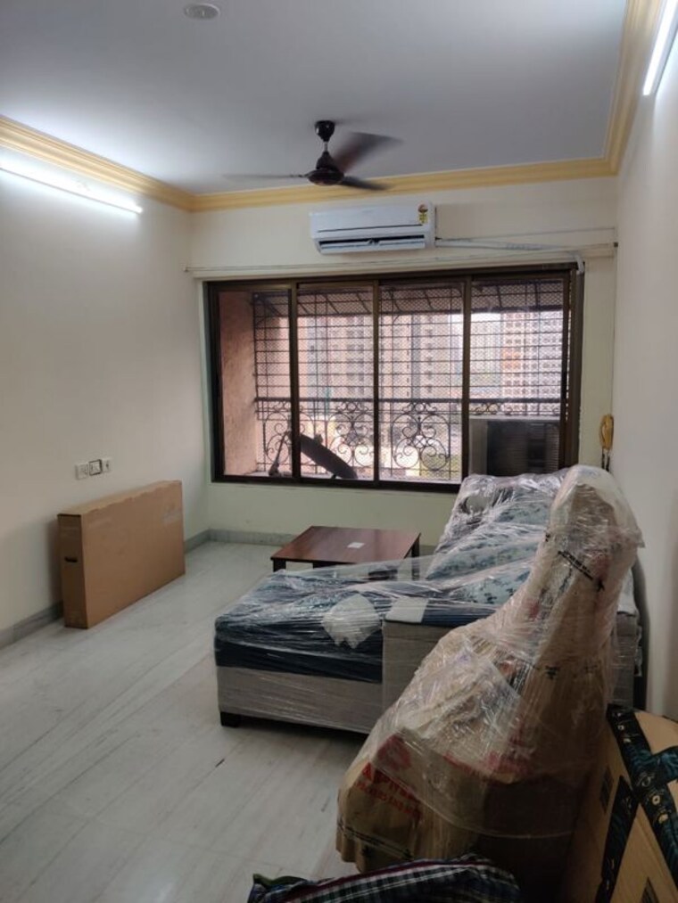 Living Room, parel 2 Bedroom 900 Sq.Ft. Apartment In Parel Mumbai 10662847