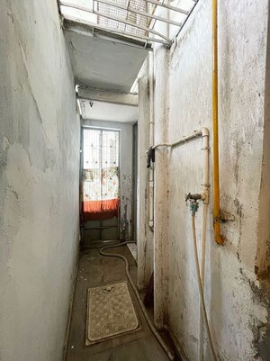 Building Lobby in 4 BHK Independent House at Ranip – for Sale