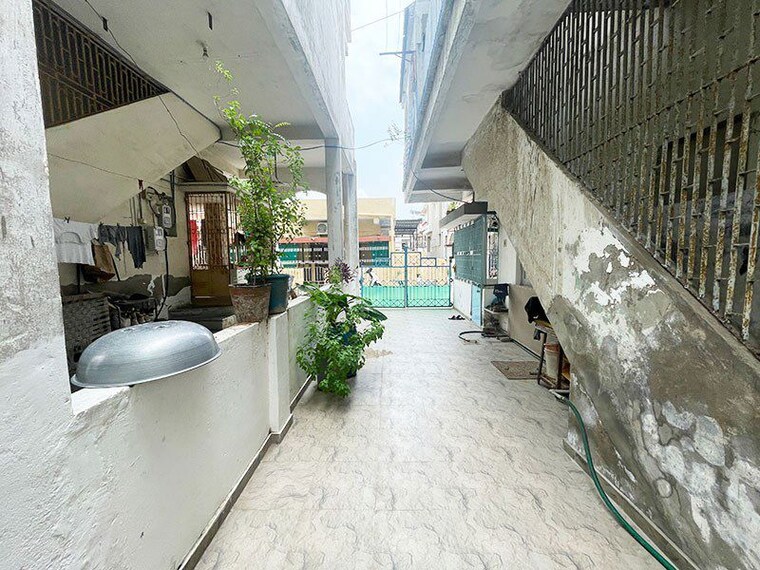 Balcony, ranip 4 Bedroom 220 Sq.Yd. Independent House In Ranip Ahmedabad 10662862