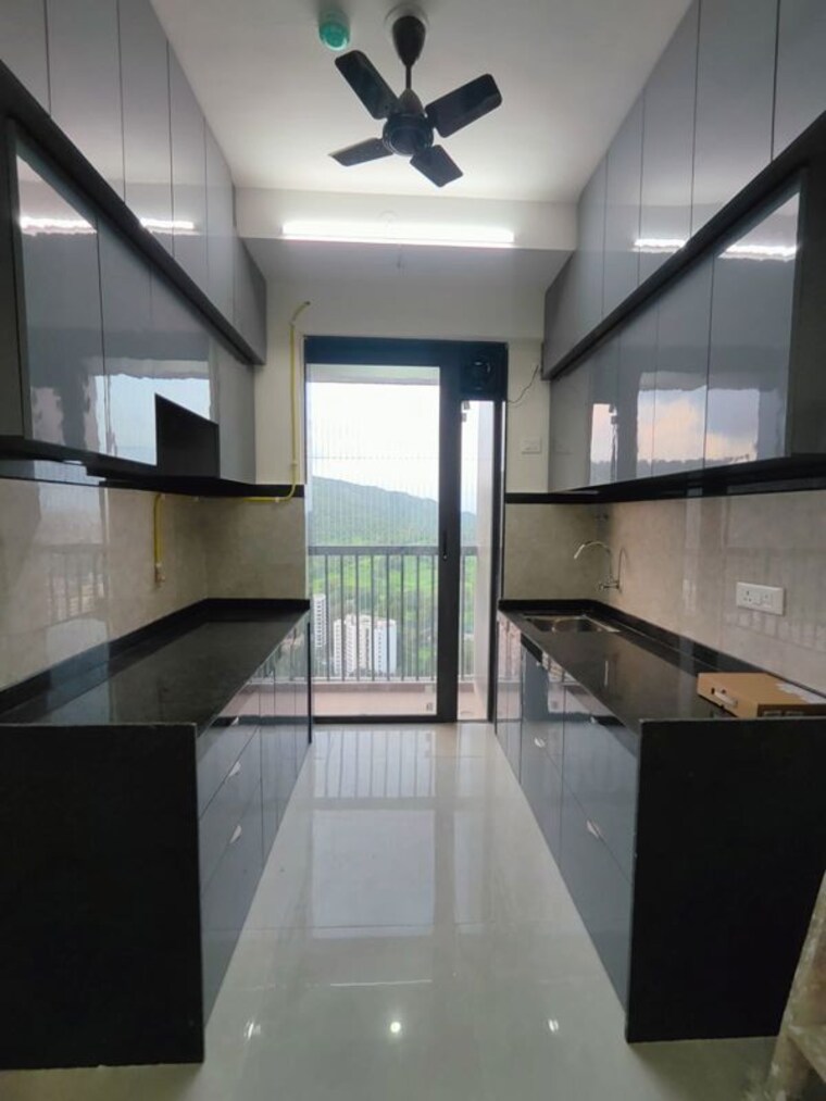 Kitchen, damji-shamji-mahavir-spring-tulip-phase-1 2 Bedroom 720 Sq.Ft. Apartment In Pokhran Road No Two Thane 10662849