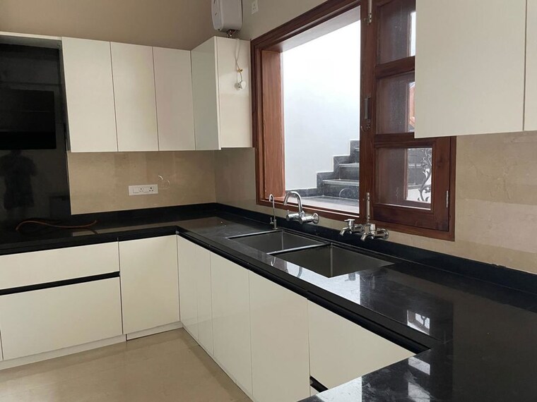 Kitchen, r-k-premia-homes 5 Bedroom 1800 Sq.Ft. Independent House In Mohali Sector 125 Chandigarh 10662854