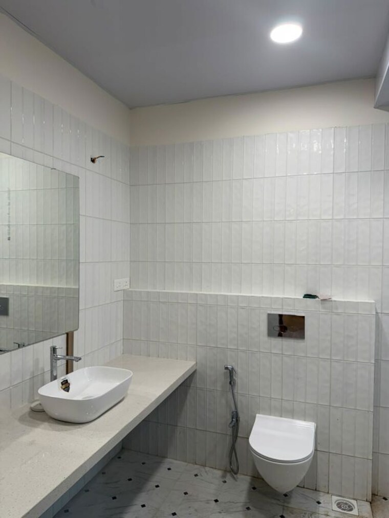 Bathroom, surya-apartment-breach-candy 3 Bedroom 2250 Sq.Ft. Apartment In Breach Candy Mumbai 10662874