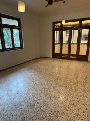 3 BHK Apartment For Rent in Surya Apartment Breach Candy, Breach Candy