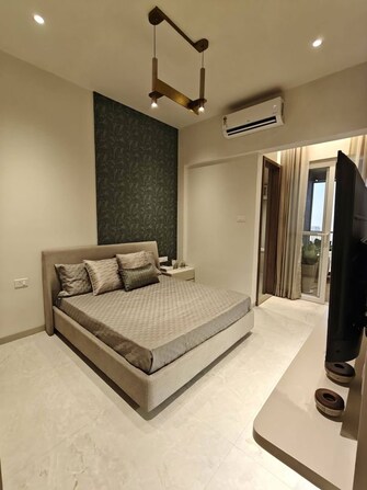 2 BHK +  1150 Sq.Ft. Apartment in Silver Oak
