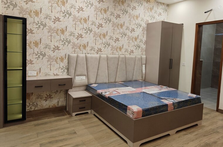 Bedroom, vip road 5 Bedroom 2250 Sq.Ft. Independent House In Vip Road Zirakpur 10662920