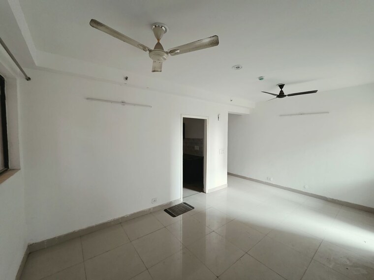 Bathroom, rg-luxury-homes 2 Bedroom 1229 Sq.Ft. Apartment In Sector 16b Greater Noida Greater Noida 10662936